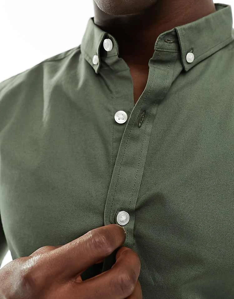 New Look Long Sleeve Muscle Fit Shirt In Khaki For Men 4 New Look Long Sleeve Muscle Fit Shirt In Khaki For Men - Image 4