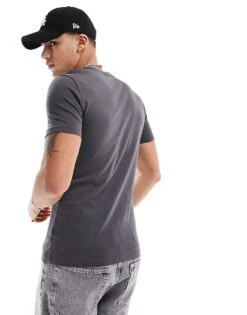 New Look Muscle Fit T-shirt In Dark Grey For Men -Look Espn Store 205861702 3