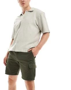 New Look Cargo Shorts In Dark Khaki For Men