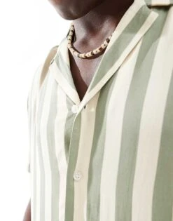 New Look Short Sleeved Tom Striped Shirt In Light Green For Men -Look Espn Store 205985826 4