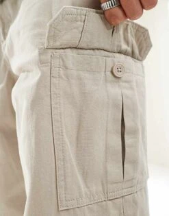 New Look Relaxed Cargo Trouser In Stone For Men -Look Espn Store 206521876 5