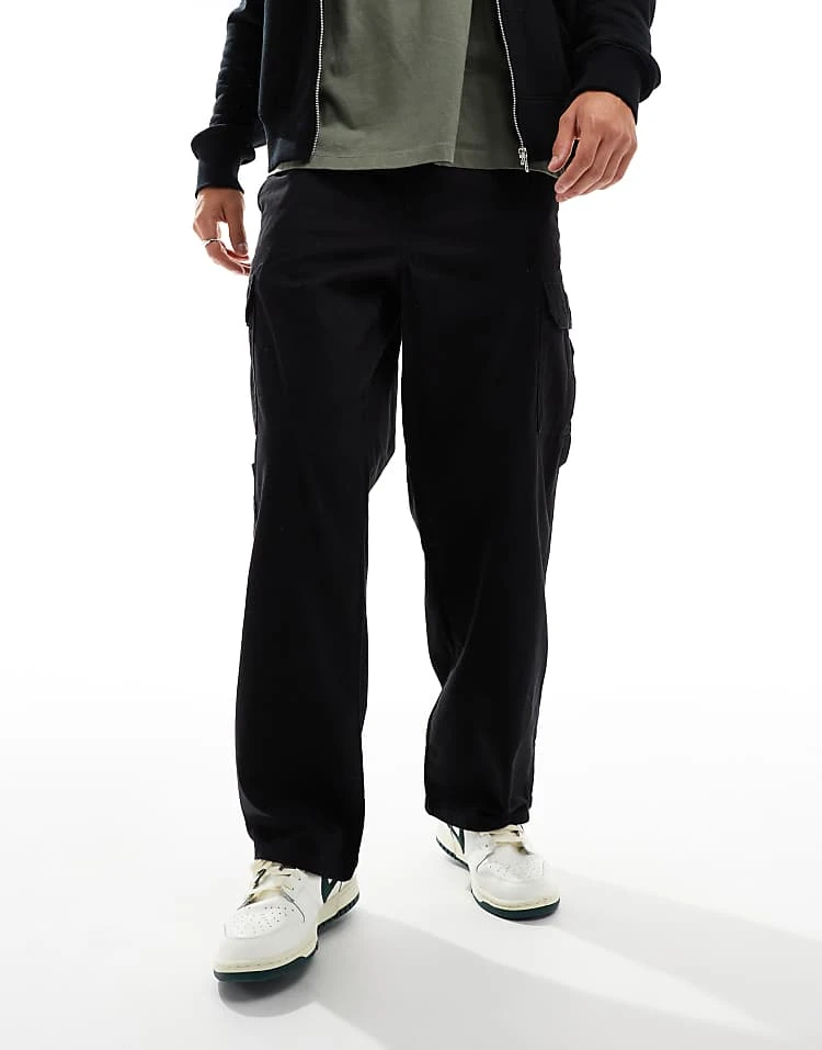 New Look Relaxed Cargo Trouser In Black For Men 1 New Look Relaxed Cargo Trouser In Black For Men