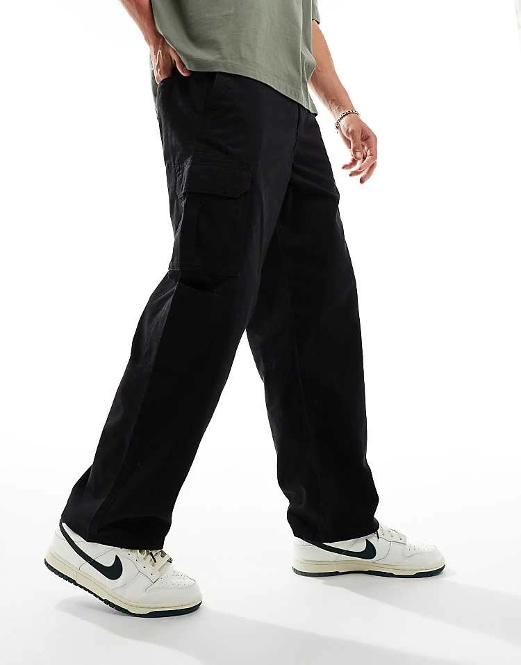 New Look Relaxed Cargo Trouser In Black For Men 3 New Look Relaxed Cargo Trouser In Black For Men - Image 3