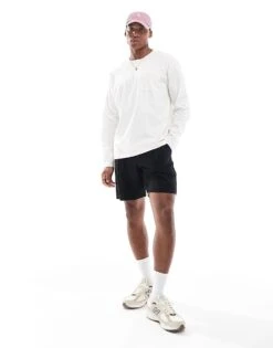 New Look Long Sleeved Oversized Pocket T-shirt