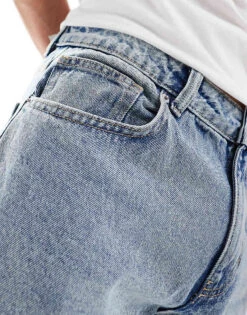 New Look Straight Fit Jeans In Light Blue For Men -Look Espn Store 207172015 3