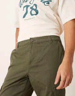 New Look Cargo Trousers In Khaki For Men Dark Khaki 9 New Look Cargo Trousers In Khaki For Men Dark Khaki -Look Espn Store 207172185 4