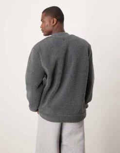 New Look Oversized Borg Bomber Jacket In Dark Grey For Men -Look Espn Store 207331155 3