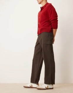 New Look Relaxed Cargo Trouser In Dark Brown For Men -Look Espn Store 207331267 1 darkbrown 1