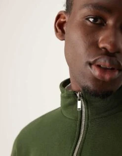 New Look 1/4 Zip Funnel Neck Sweatshirt In Dark Green For Men -Look Espn Store 207331331 3