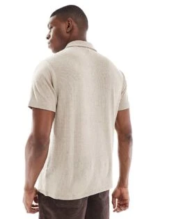 New Look Short Sleeved Textured Polo In Light Brown For Men Grey -Look Espn Store 208293857 4