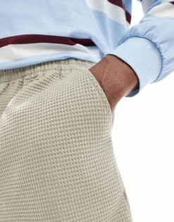New Look Waffle Textured Shorts In Stone For Men 10 New Look Waffle Textured Shorts In Stone For Men -Look Espn Store 208324844 5